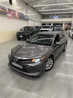 تۆیۆتا کامری